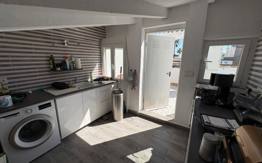 Herverkoop - Villa -
Villamartin - Costa Blanca