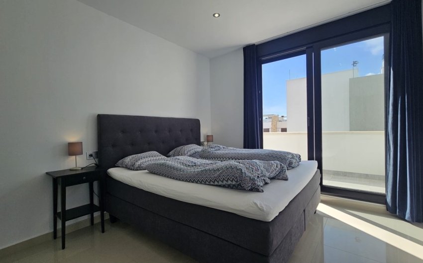 Herverkoop - Villa -
Villamartin - Costa Blanca