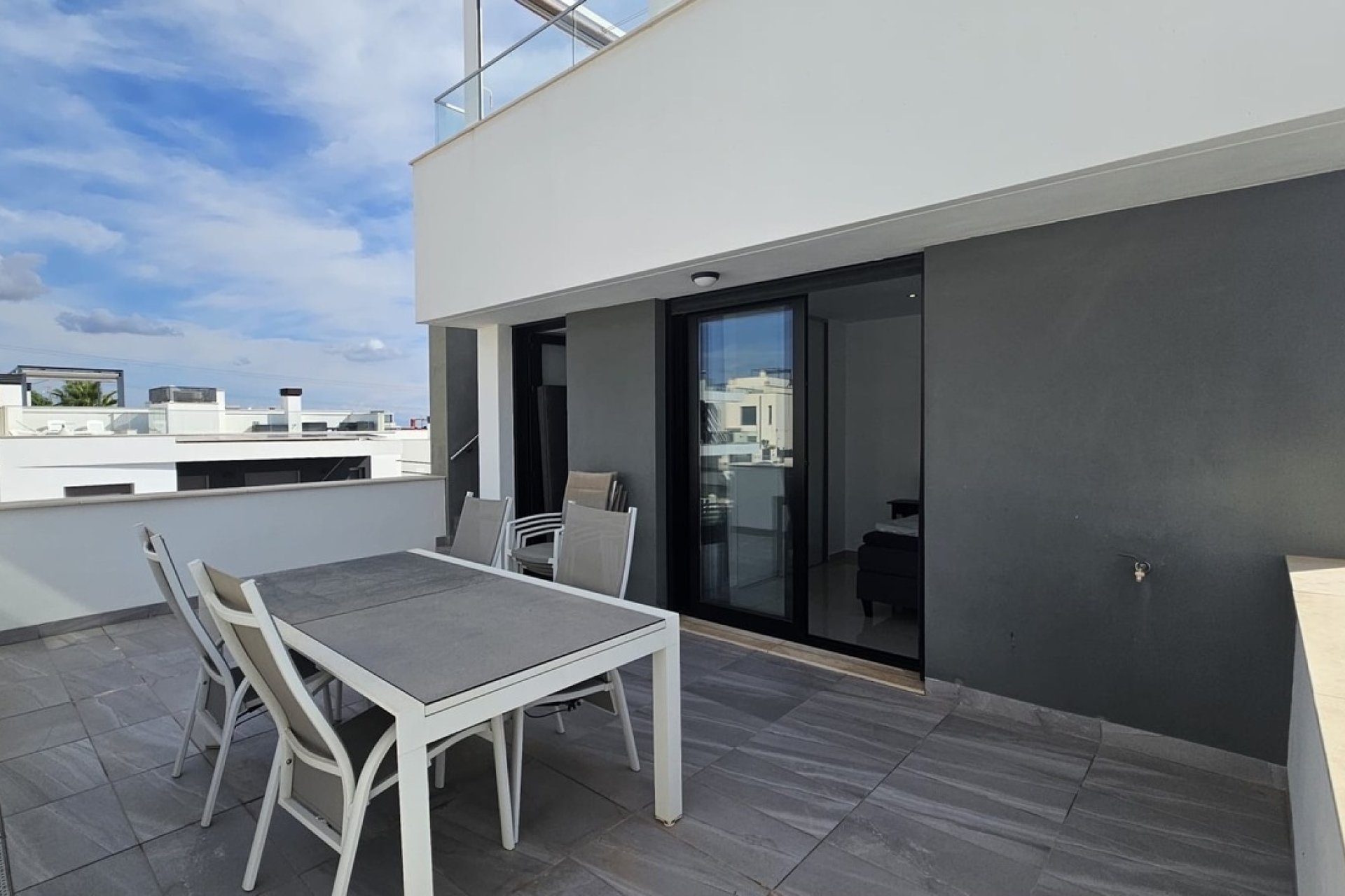 Herverkoop - Villa -
Villamartin - Costa Blanca