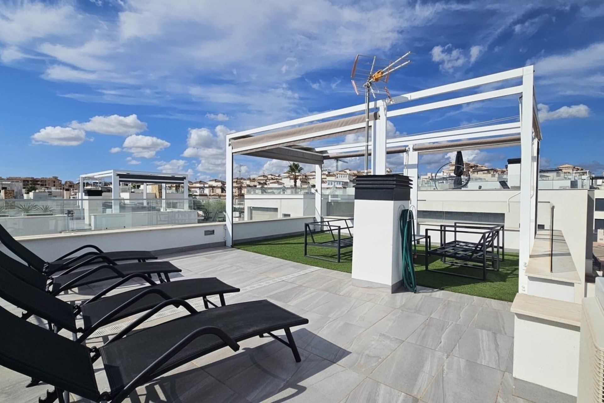 Herverkoop - Villa -
Villamartin - Costa Blanca