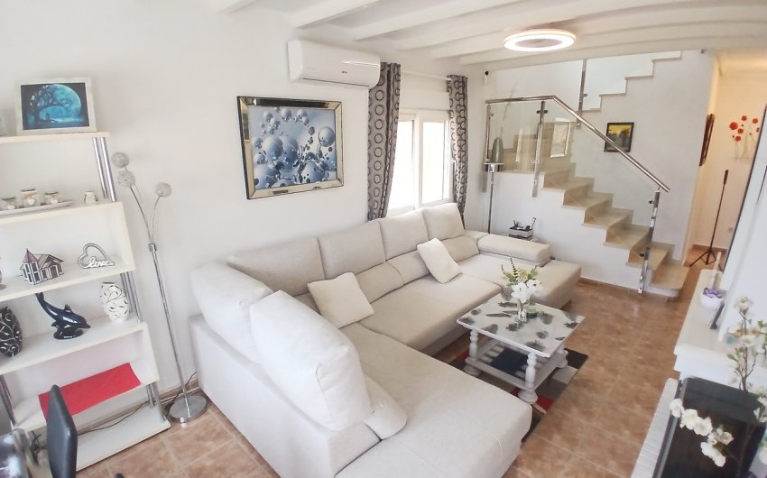 Herverkoop - Villa -
Villamartin - Costa Blanca