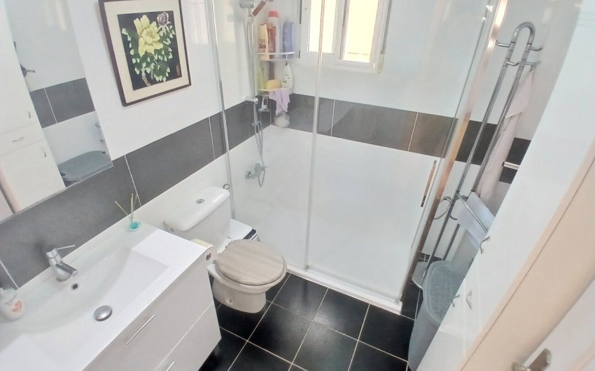 Herverkoop - Villa -
Villamartin - Costa Blanca