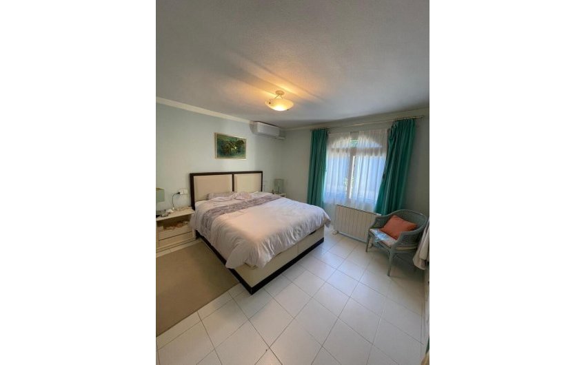 Herverkoop - Villa -
Villamartin - Costa Blanca