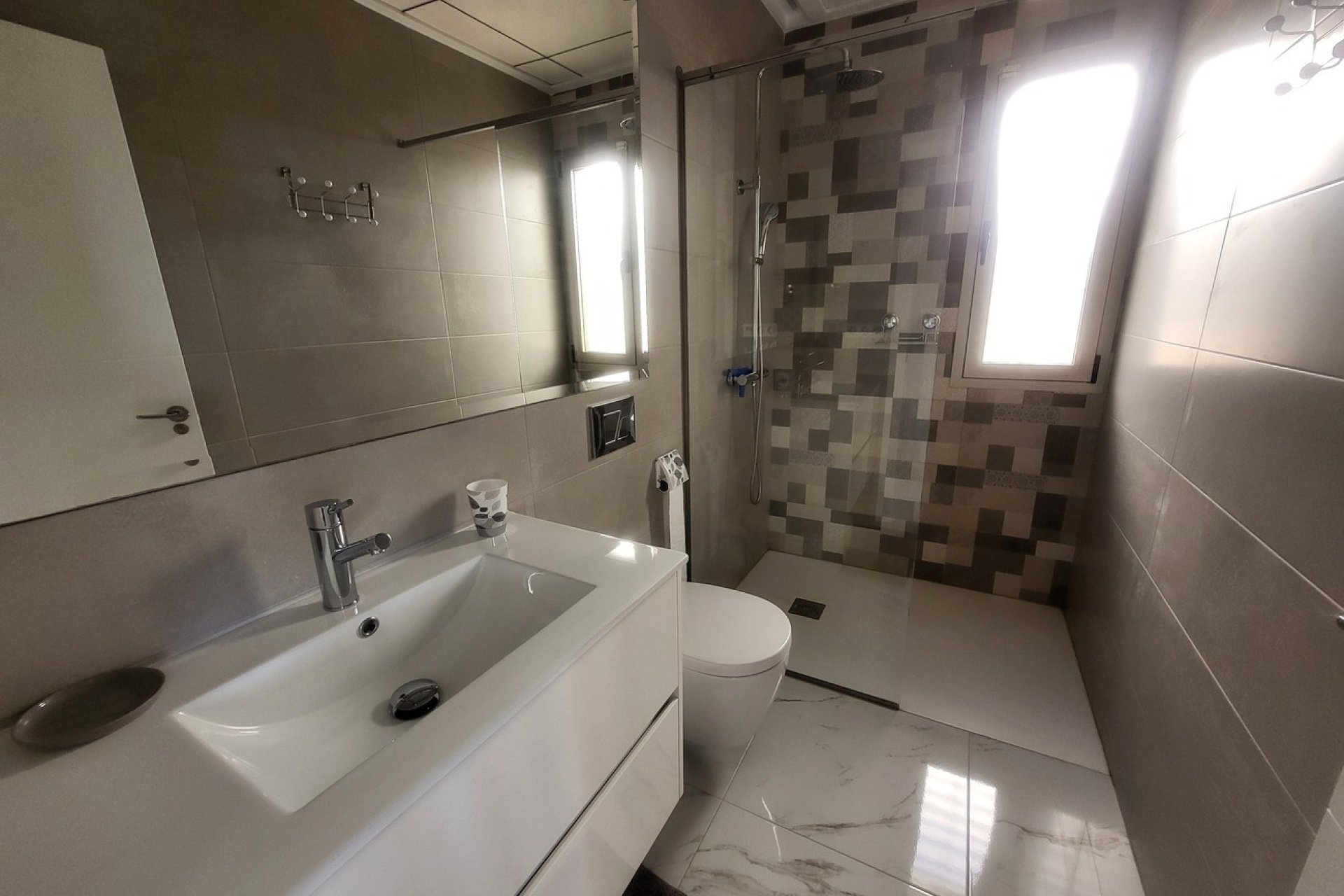 Herverkoop - Villa -
Villamartin - Costa Blanca