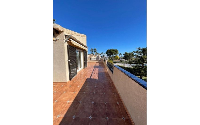 Herverkoop - Villa -
Villamartin - Costa Blanca