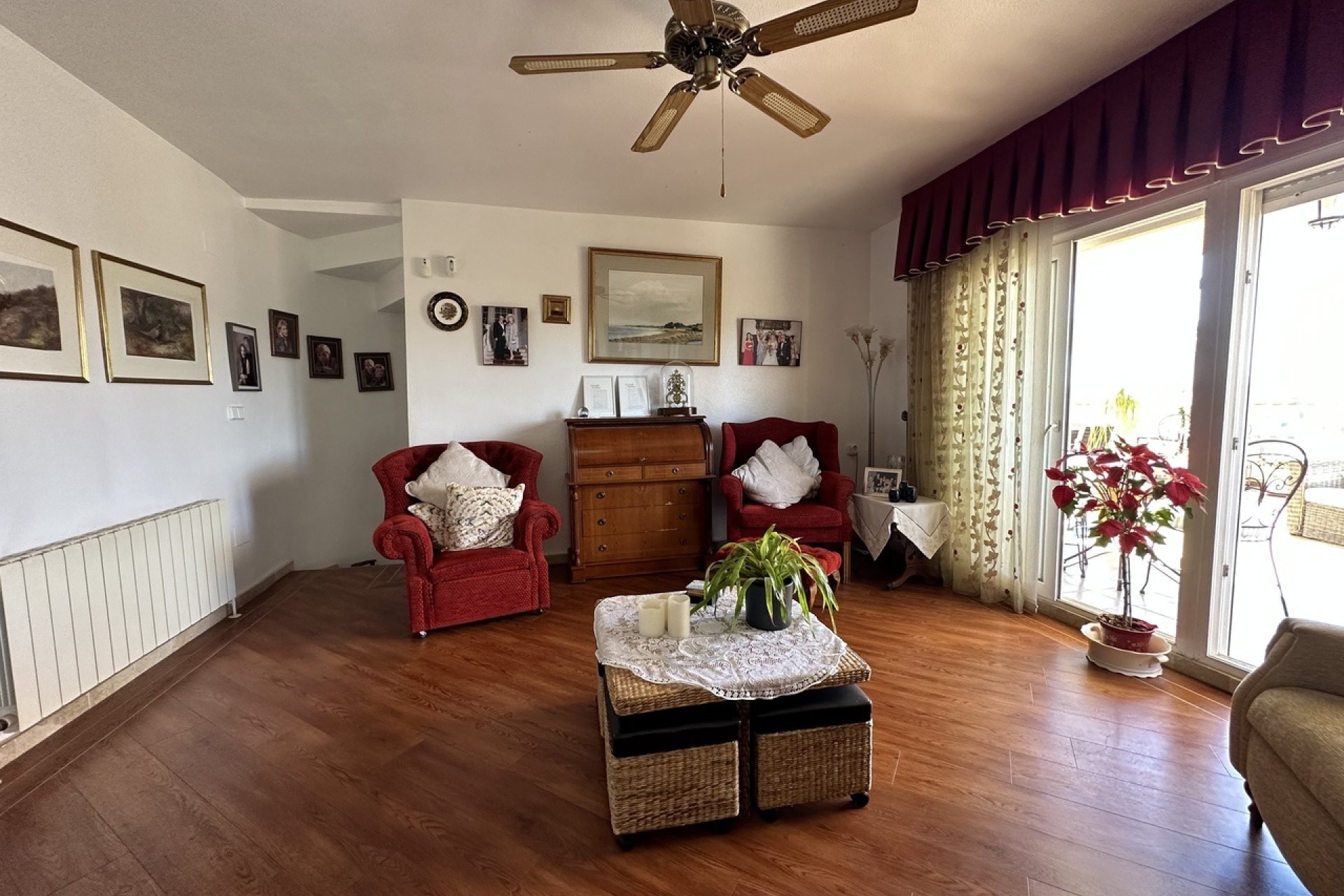 Herverkoop - Villa -
Villamartin - Costa Blanca