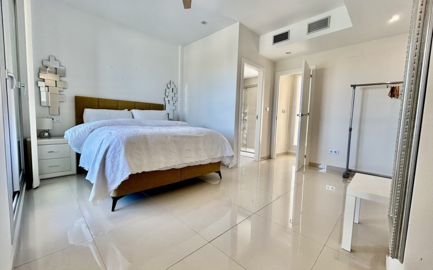 Herverkoop - Villa -
Villamartin - Costa Blanca