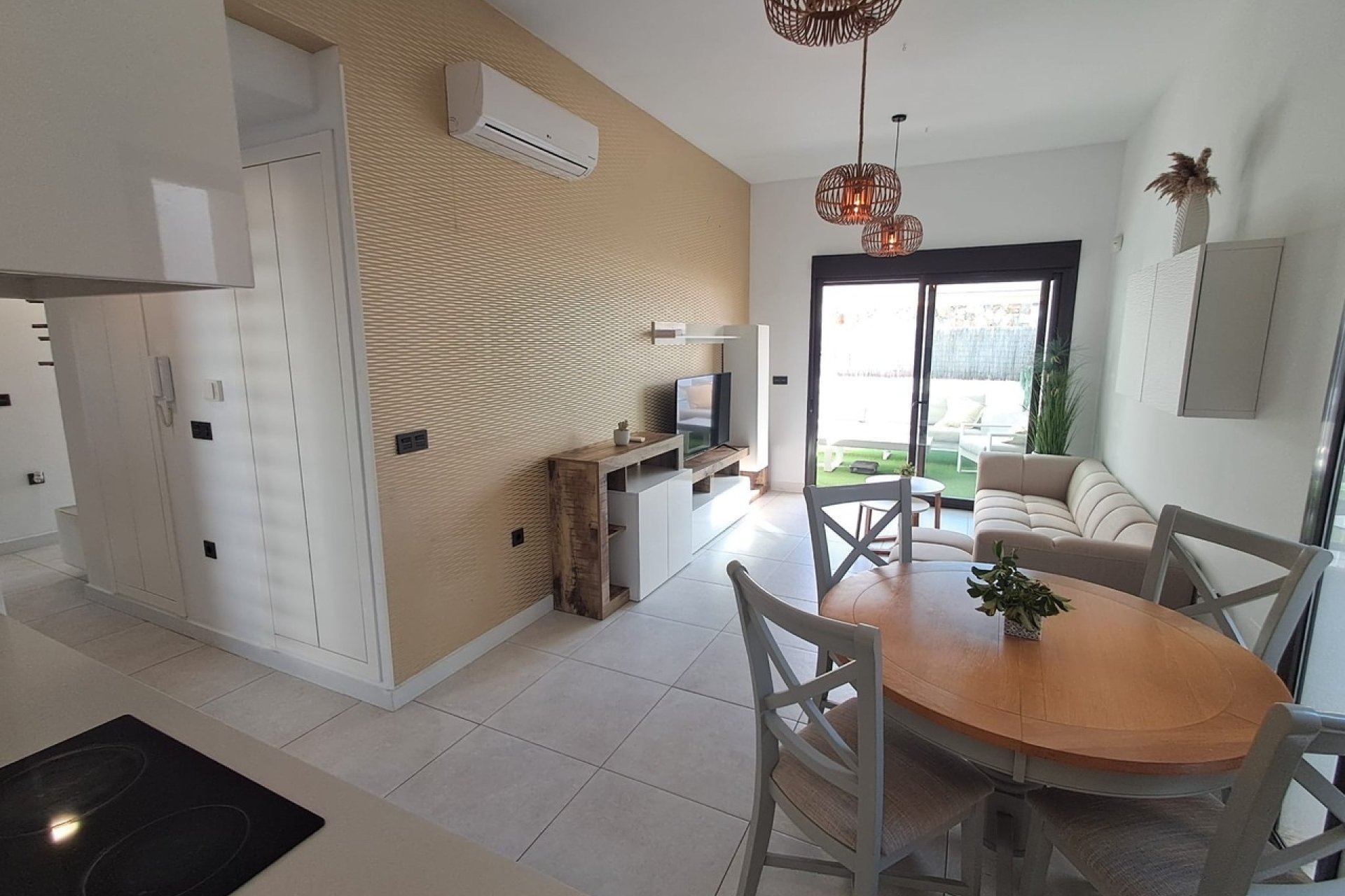 Herverkoop - Villa -
Villamartin - Costa Blanca