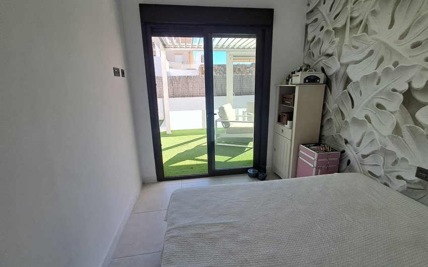 Herverkoop - Villa -
Villamartin - Costa Blanca