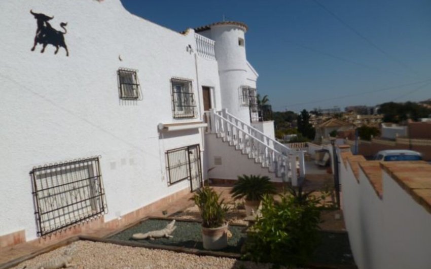 Herverkoop - Villa -
Villamartin - Costa Blanca