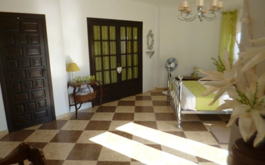 Herverkoop - Villa -
Villamartin - Costa Blanca