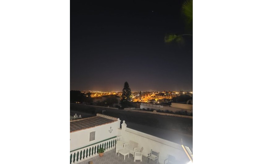 Herverkoop - Villa -
Villamartin - Costa Blanca