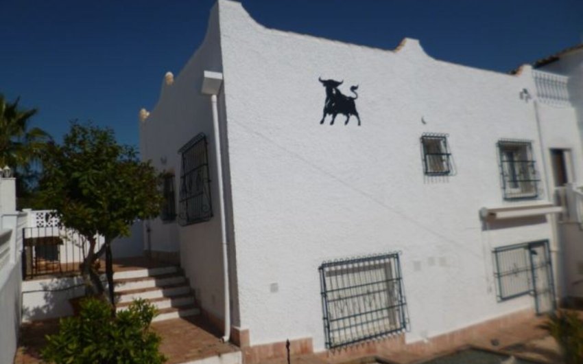 Herverkoop - Villa -
Villamartin - Costa Blanca