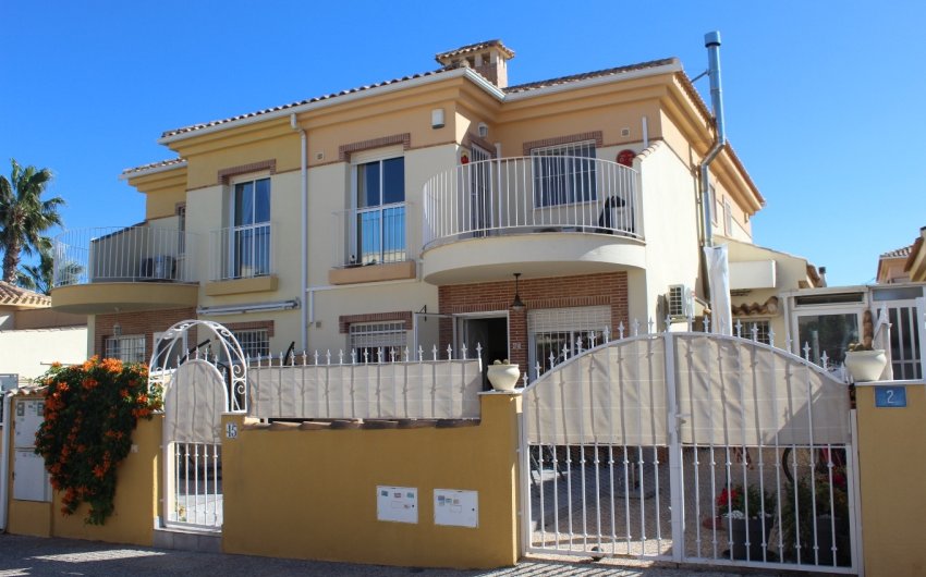 Herverkoop - Villa -
Villamartin - Costa Blanca