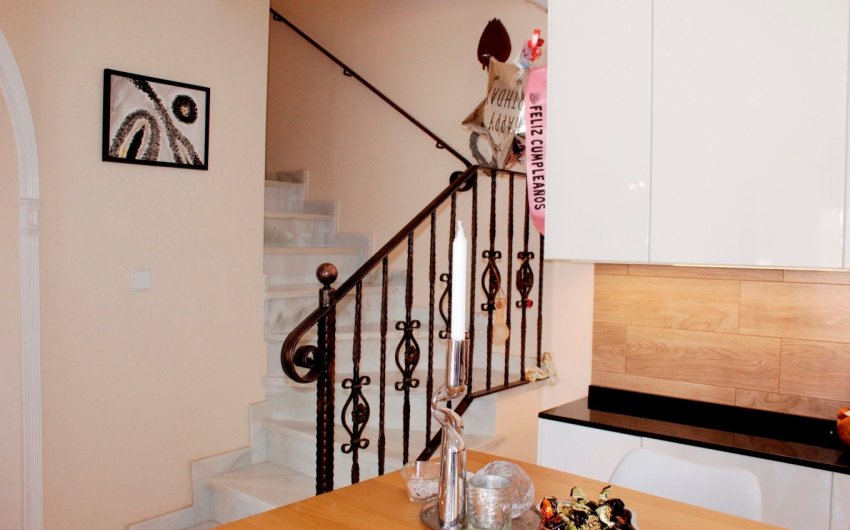 Herverkoop - Villa -
Villamartin - Costa Blanca