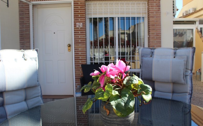 Herverkoop - Villa -
Villamartin - Costa Blanca
