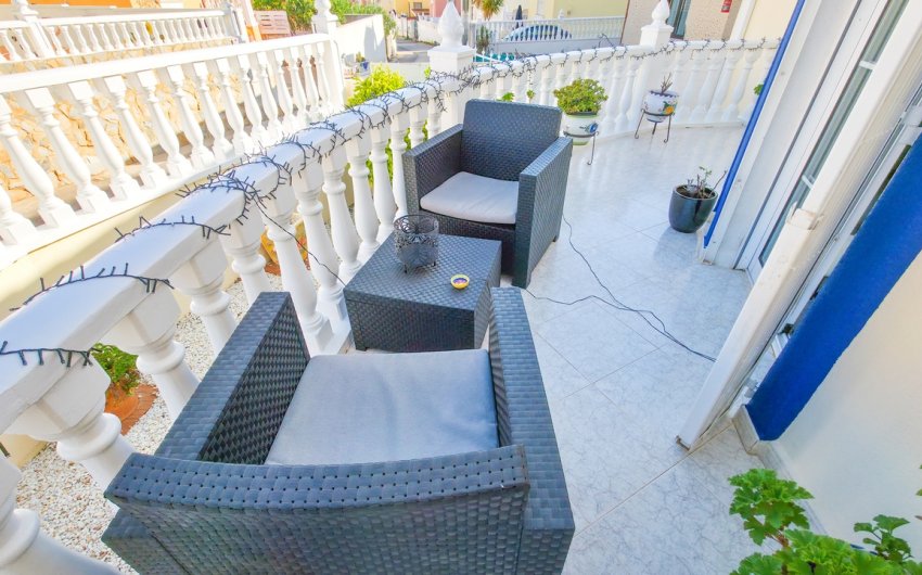 Herverkoop - Villa -
Villamartin - Costa Blanca