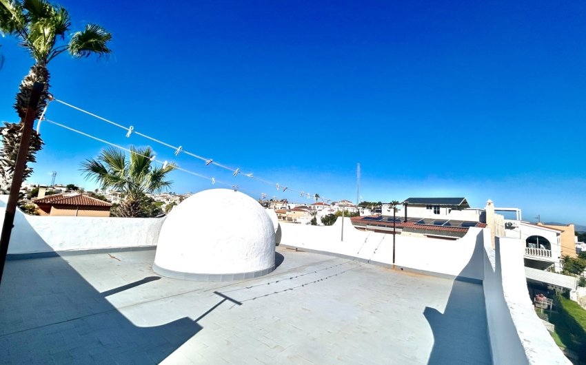 Herverkoop - Villa -
Villamartin - Costa Blanca