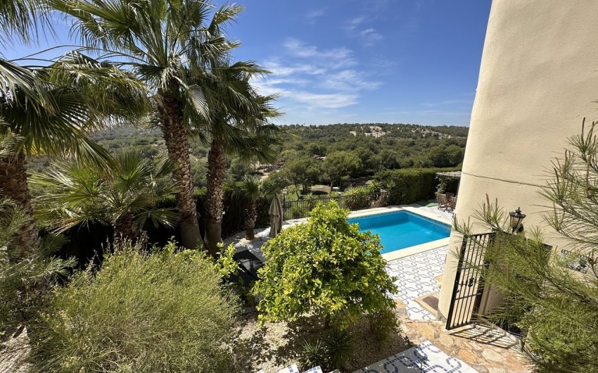 Herverkoop - Villa -
Villamartin - Costa Blanca