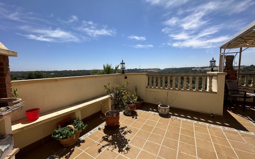 Herverkoop - Villa -
Villamartin - Costa Blanca