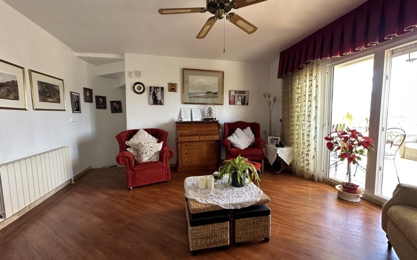 Herverkoop - Villa -
Villamartin - Costa Blanca