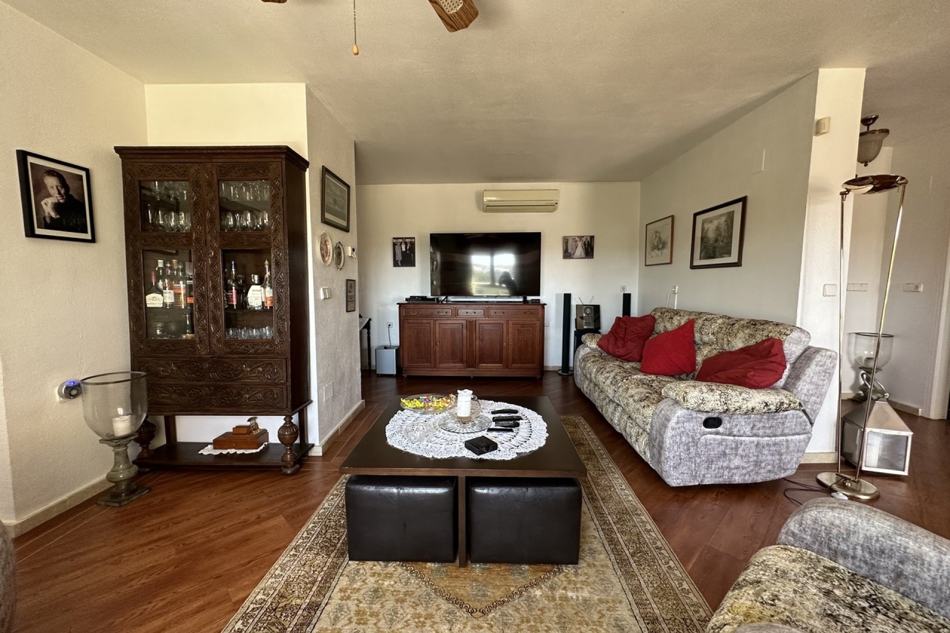 Herverkoop - Villa -
Villamartin - Costa Blanca
