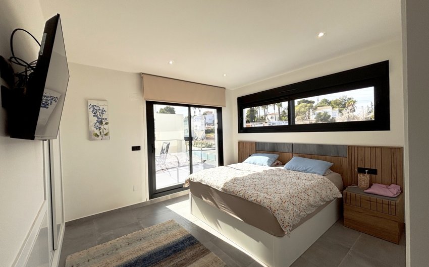 Herverkoop - Villa -
Villamartin - Costa Blanca