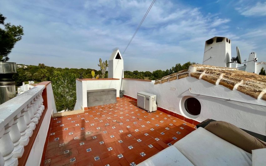 Herverkoop - Villa -
Villamartin - Costa Blanca