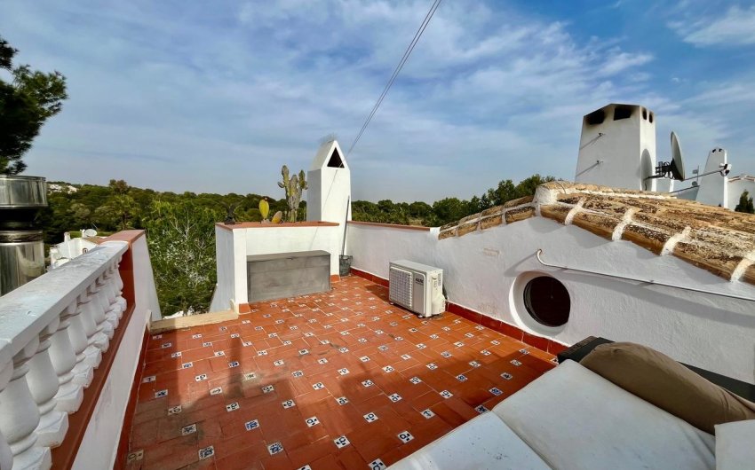 Herverkoop - Villa -
Villamartin - Costa Blanca