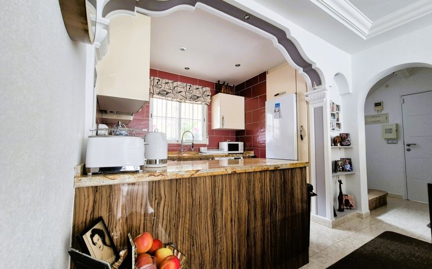 Herverkoop - Villa -
Villamartin - Costa Blanca