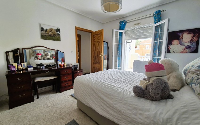 Herverkoop - Villa -
Villamartin - Costa Blanca