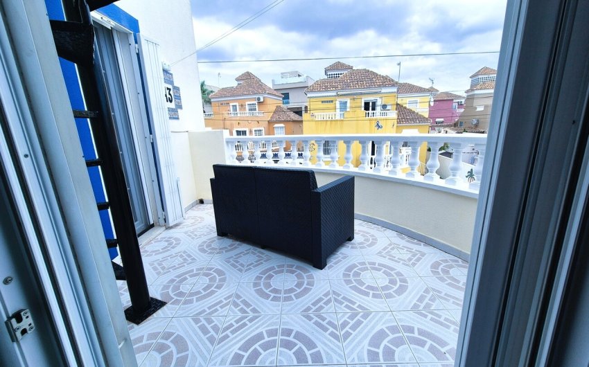 Herverkoop - Villa -
Villamartin - Costa Blanca