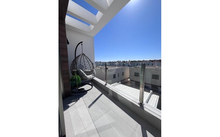Herverkoop - Villa -
Villamartin - Costa Blanca