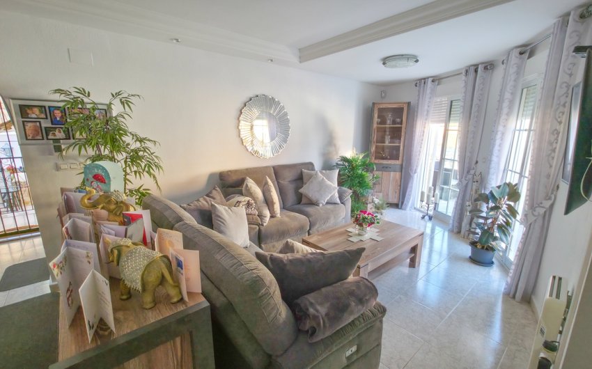 Herverkoop - Villa -
Villamartin - Costa Blanca