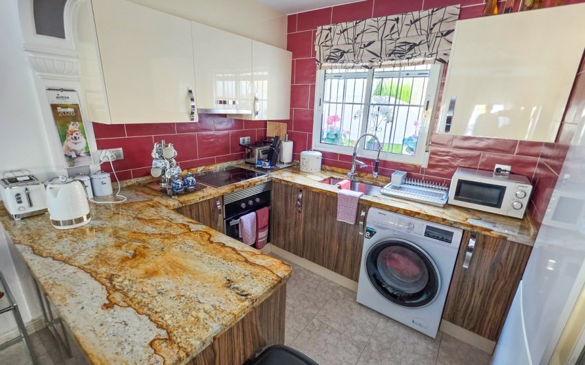 Herverkoop - Villa -
Villamartin - Costa Blanca