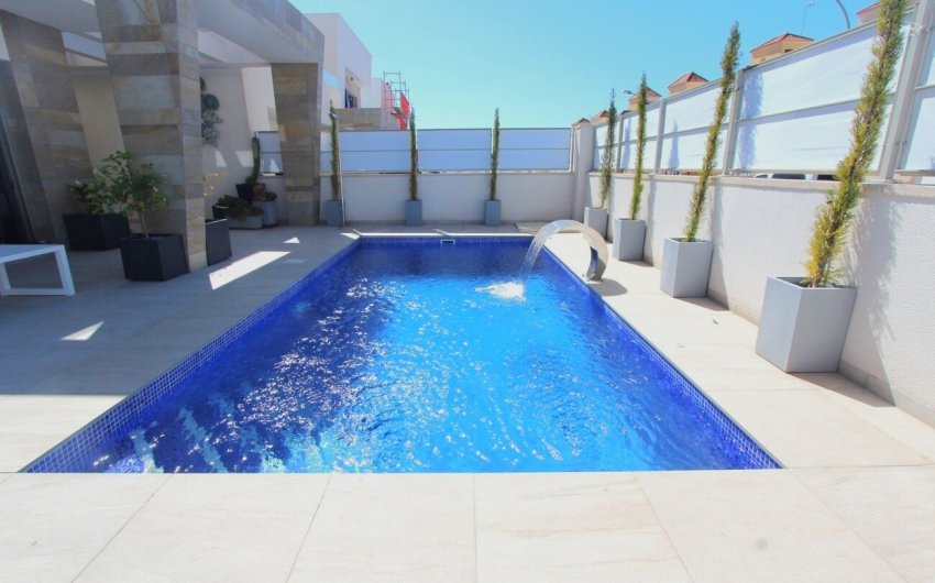 Herverkoop - Villa -
Villamartin - El Galan