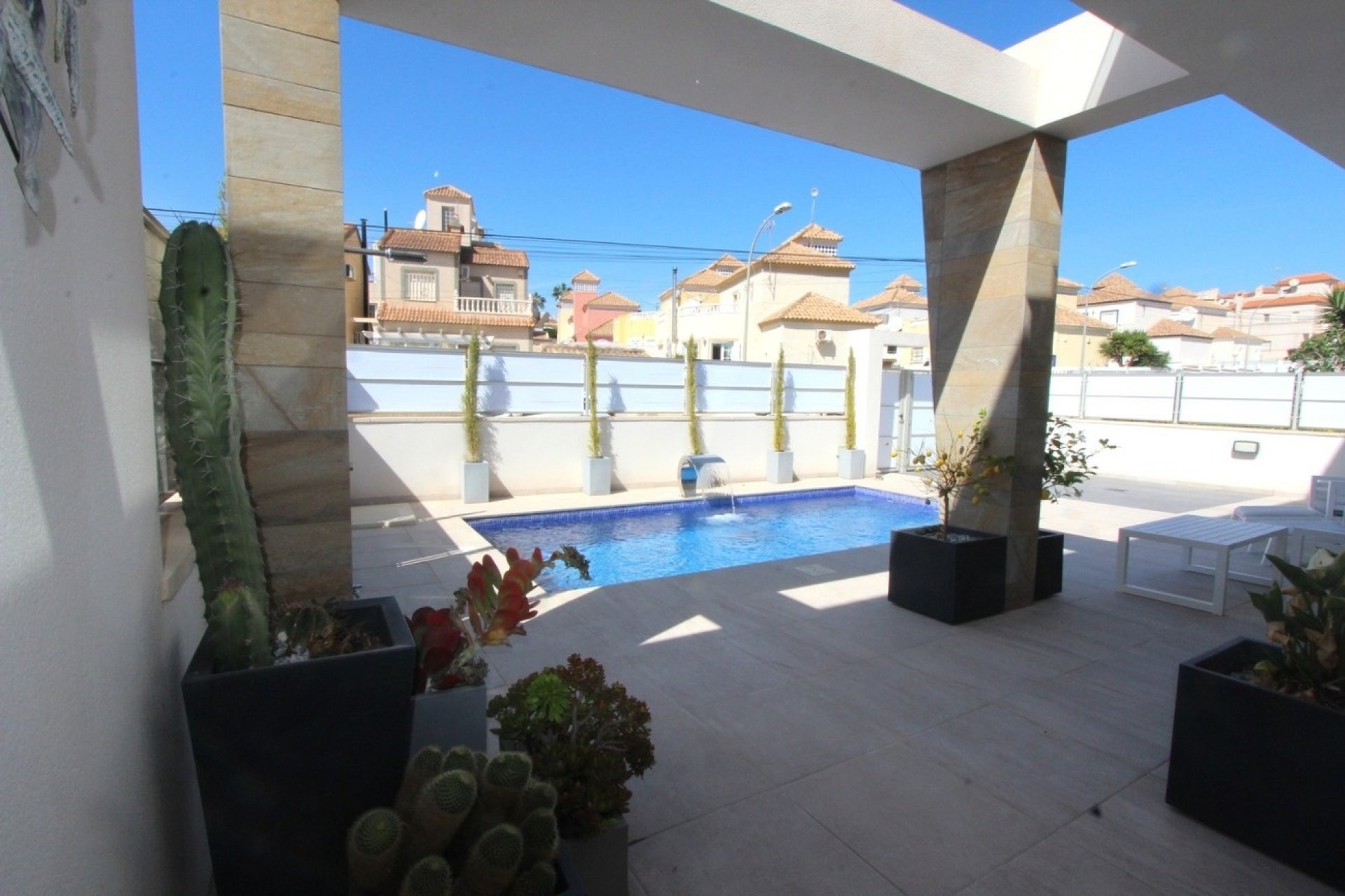 Herverkoop - Villa -
Villamartin - El Galan