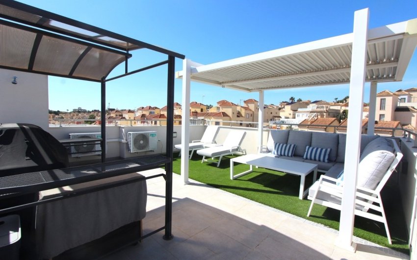 Herverkoop - Villa -
Villamartin - El Galan