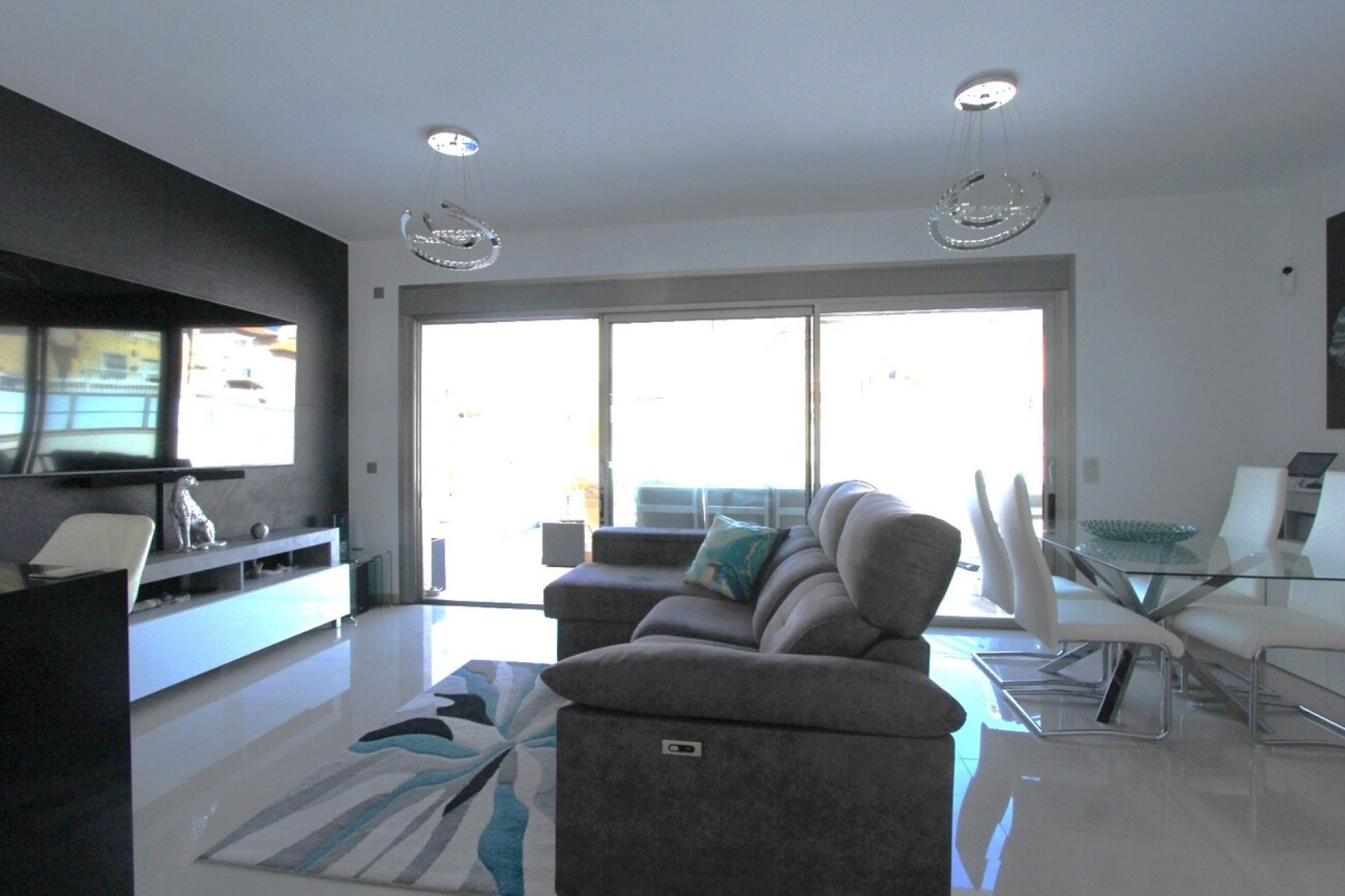 Herverkoop - Villa -
Villamartin - El Galan