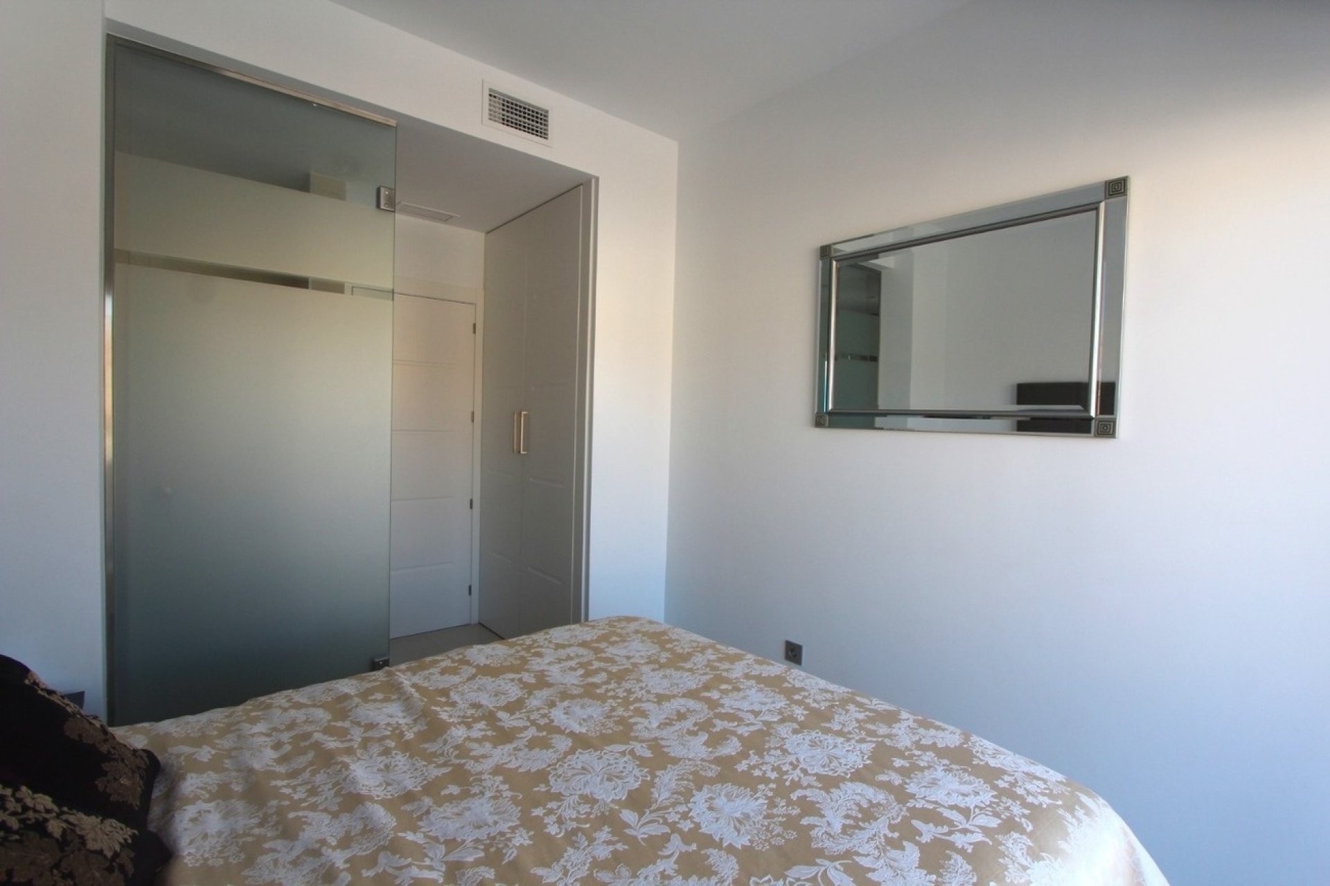 Herverkoop - Villa -
Villamartin - El Galan