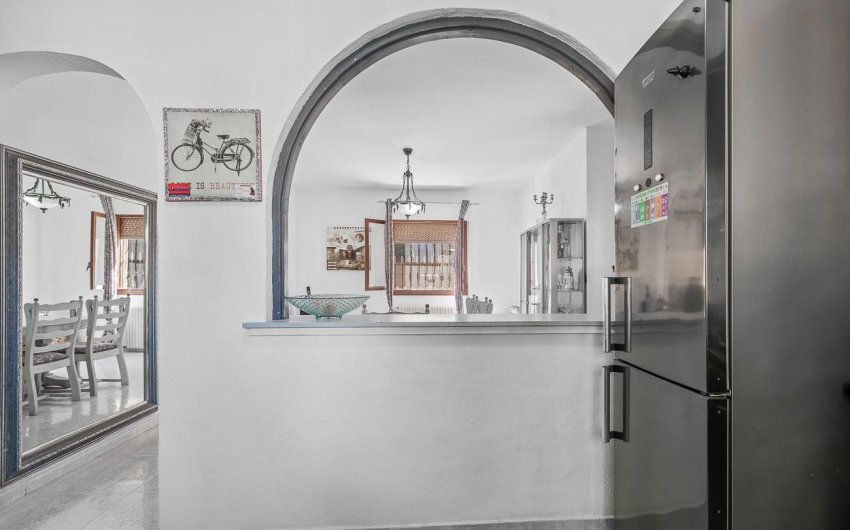 Herverkoop - Villa -
Villamartín - Las Filipinas