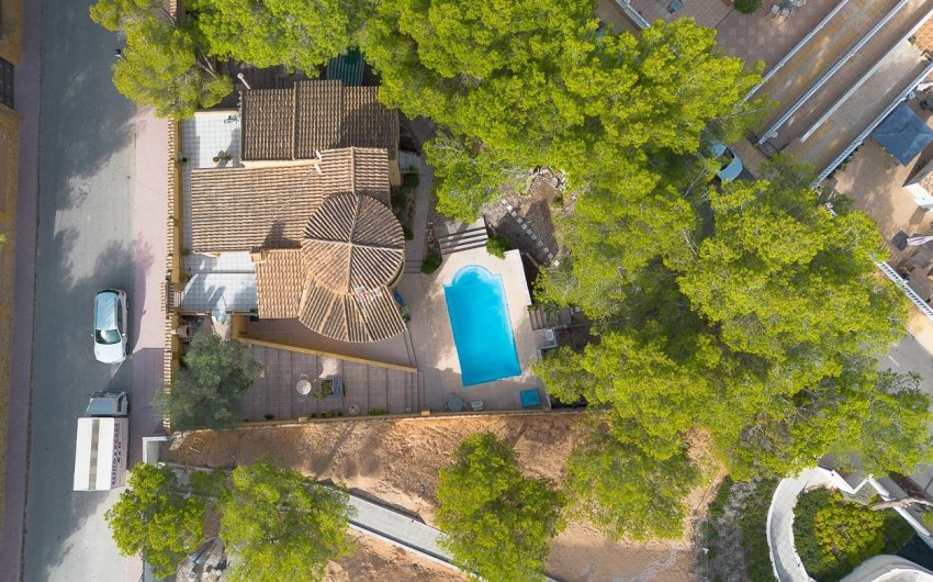 Herverkoop - Villa -
Villamartín - Las Filipinas