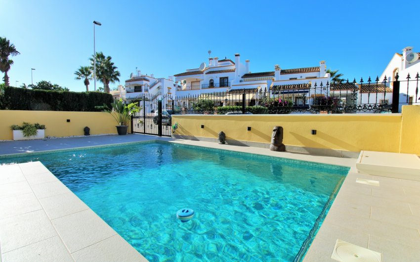 Herverkoop - Villa -
Villamartín - Los Dolses