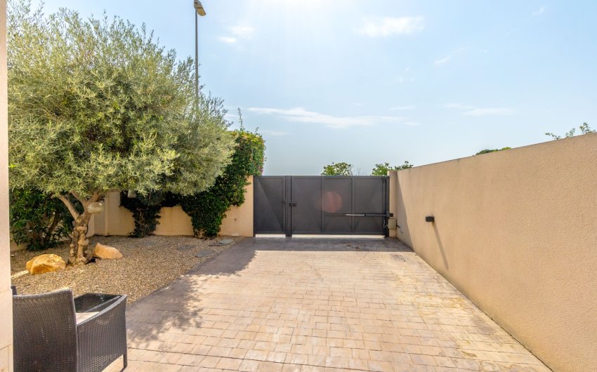 Herverkoop - Villa -
Villamartín - Los Dolses