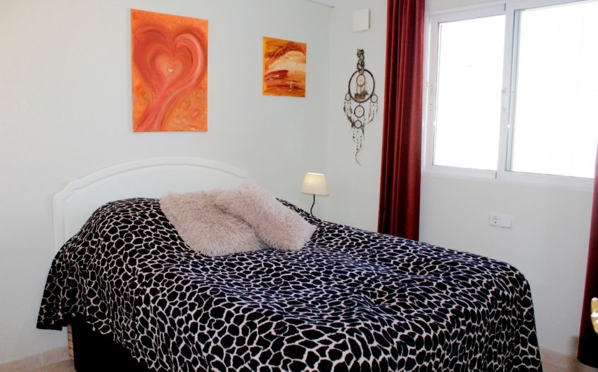 Herverkoop - Villa -
Villamartín - PAU 8