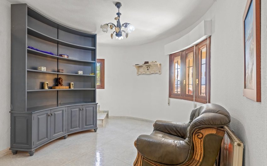 Herverkoop - Villa -
Villamartín - Res. Las Filipinas