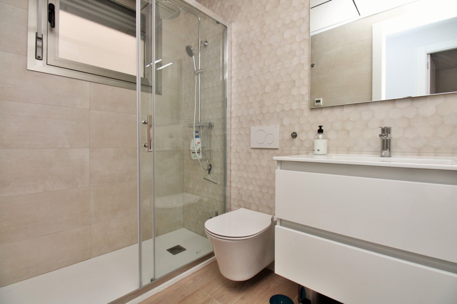 Herverkoop - Villa -
Villamartín