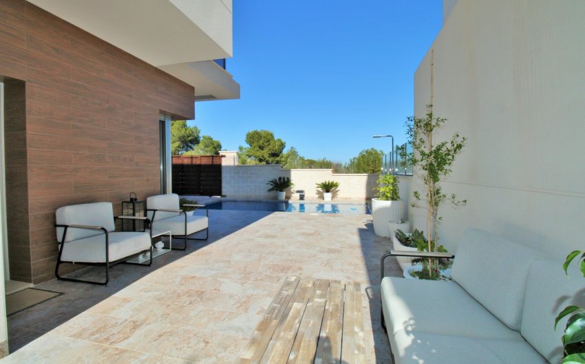 Herverkoop - Villa -
Villamartín