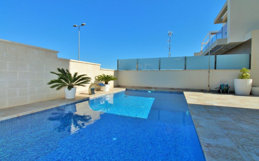 Herverkoop - Villa -
Villamartín