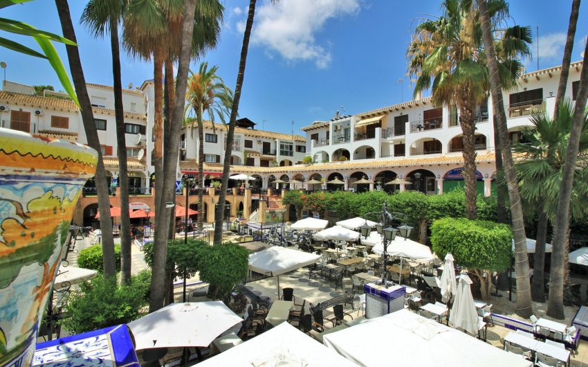 Herverkoop - Villa -
Villamartín